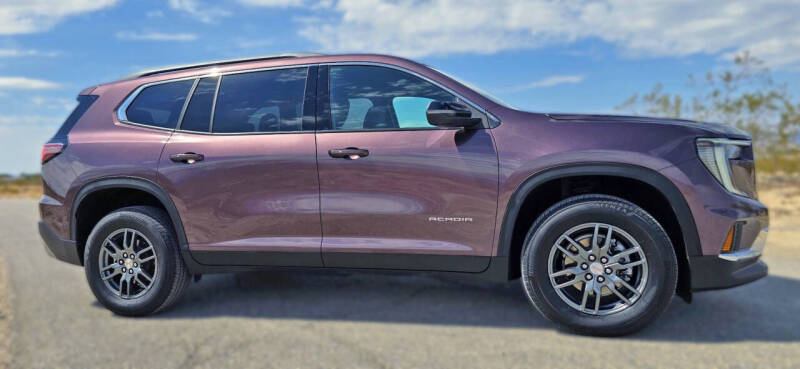 2025 GMC Acadia Elevation