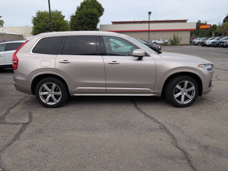 2023 Volvo XC90 B5 Core