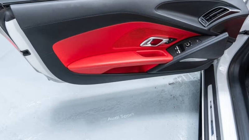 2022 Audi R8 5.2 V10 performance