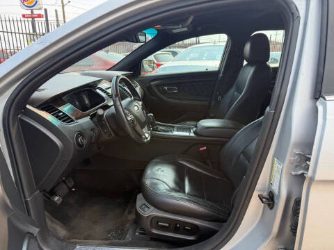 2015 Ford Taurus Limited