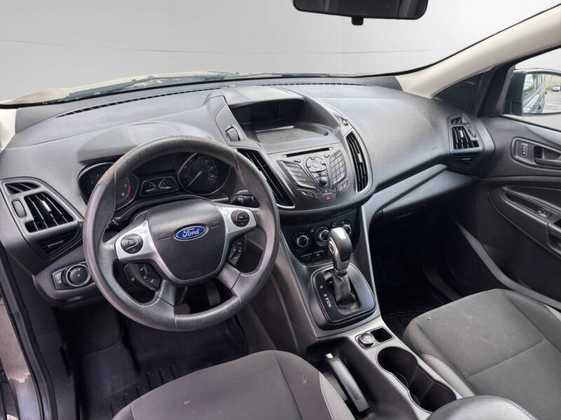 2014 Ford Escape S