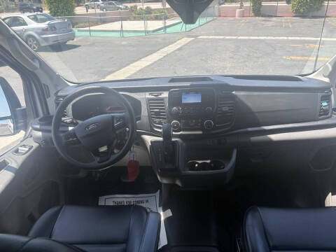 2025 Ford Transit 250