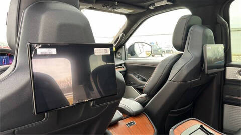 2025 Lincoln Navigator Black Label