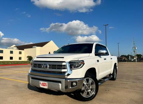 2015 Toyota Tundra for sale at AUTO DIRECT Bellaire in Houston TX