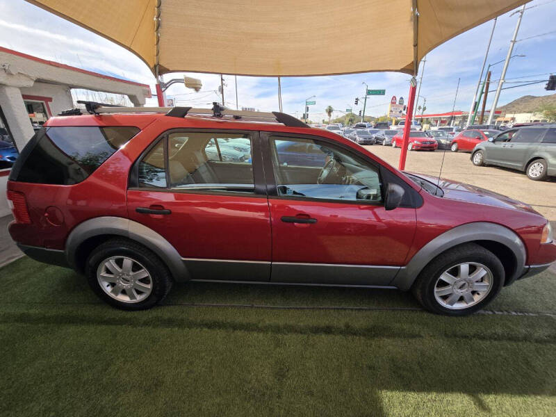 2005 Ford Freestyle SE