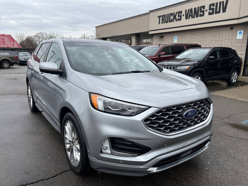 2020 Ford Edge Titanium