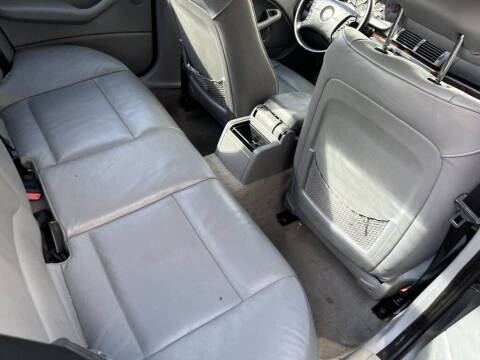 2004 BMW 3 Series 325i