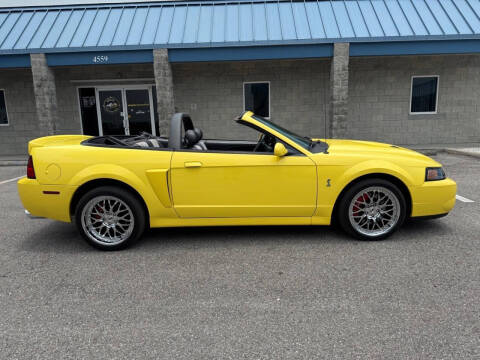 2003 Ford Mustang SVT Cobra