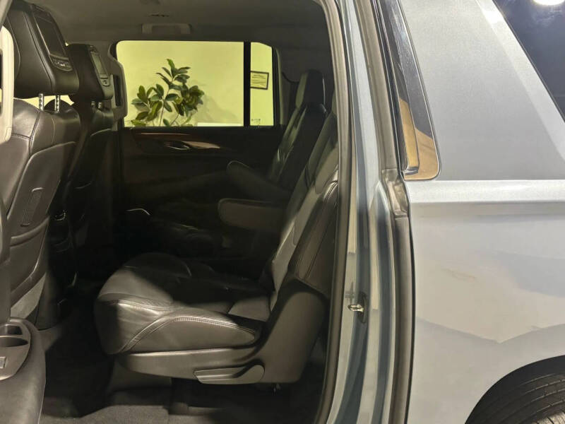 2016 Cadillac Escalade ESV Standard