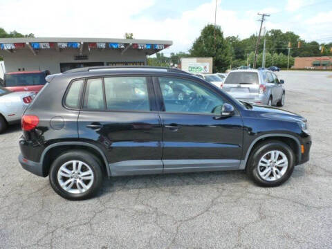 2016 Volkswagen Tiguan for sale at HAPPY TRAILS AUTO SALES LLC in Taylors SC