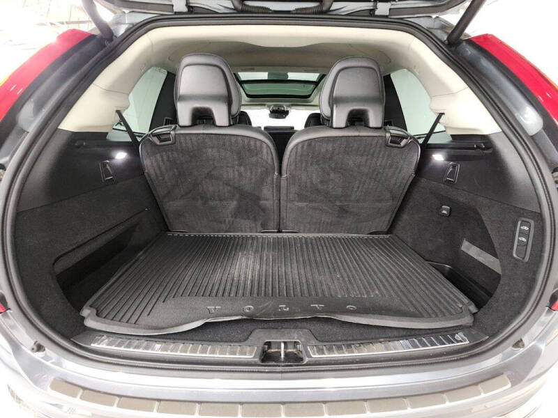 2017 Volvo XC90 T6 Inscription