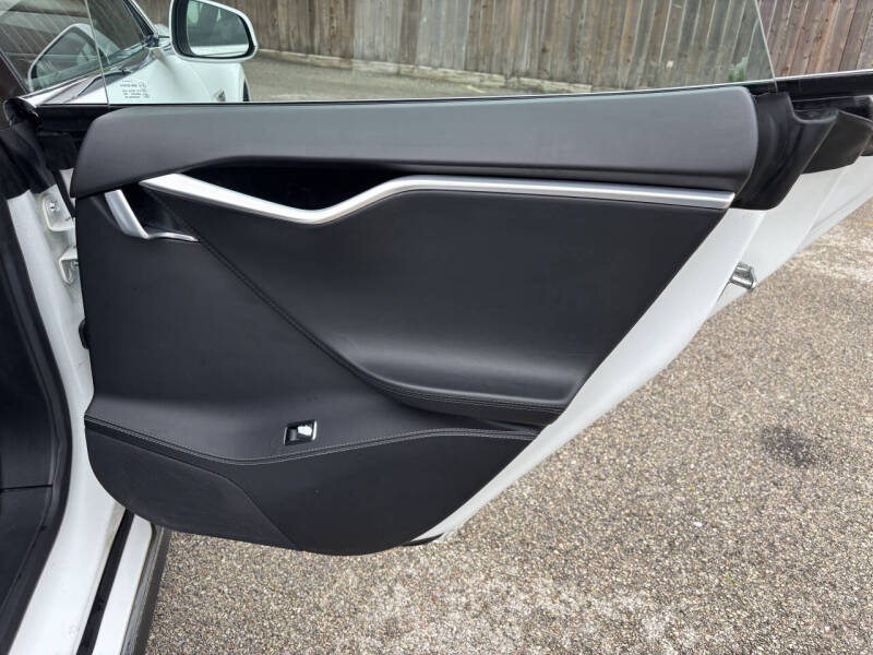 2016 Tesla Model S 70