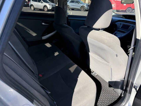 2013 Toyota Prius Three