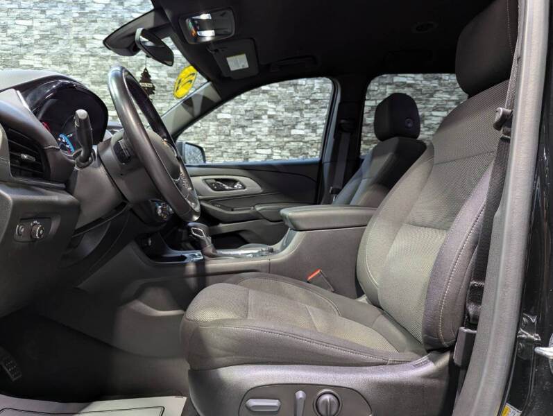 2022 Chevrolet Traverse LT