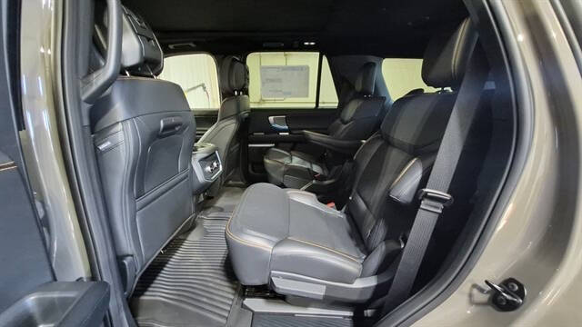 2027 Ford Expedition Tremor
