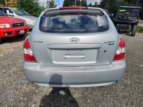 2010 Hyundai Accent Blue