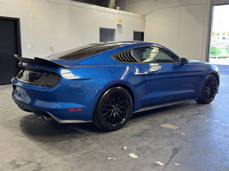 2017 Ford Mustang GT Premium