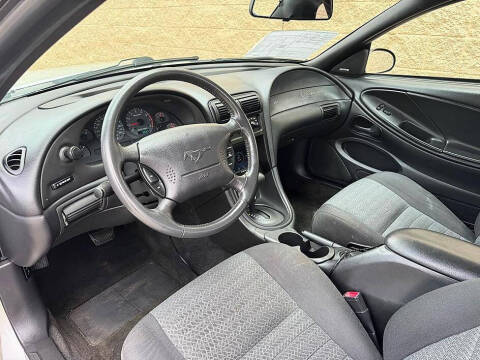 2000 Ford Mustang GT