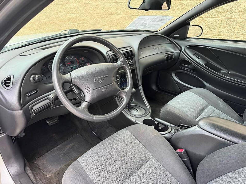 2000 Ford Mustang GT