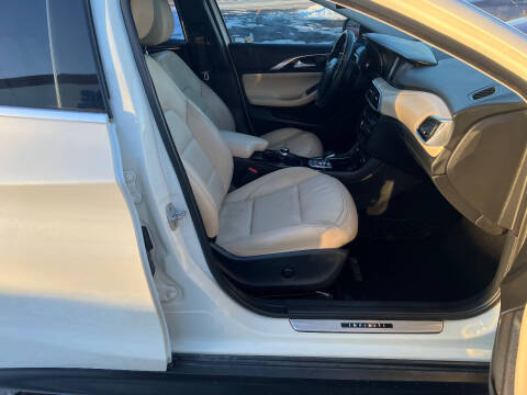 2018 Infiniti QX30 Luxury