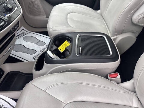 2021 Chrysler Pacifica Touring L