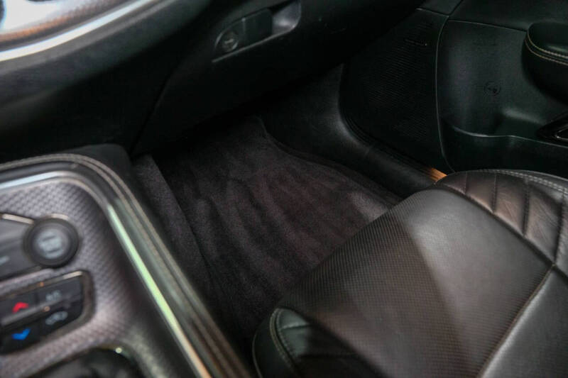 2016 Dodge Challenger SRT Hellcat