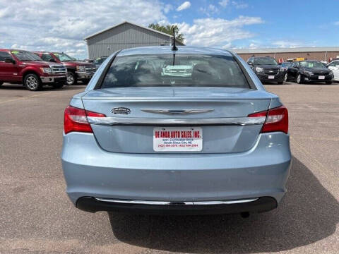 2012 Chrysler 200 Limited