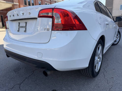 2013 Volvo S60 T5 Premier