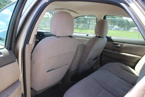 2001 Ford Taurus LX