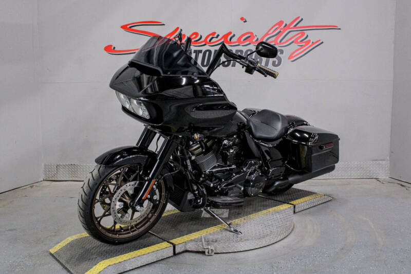 2023 Harley-Davidson Road Glide ST