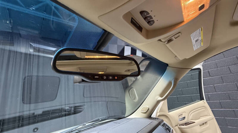 2013 Cadillac Escalade Luxury