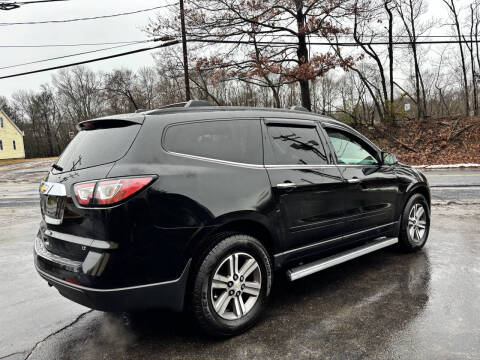 2017 Chevrolet Traverse LT