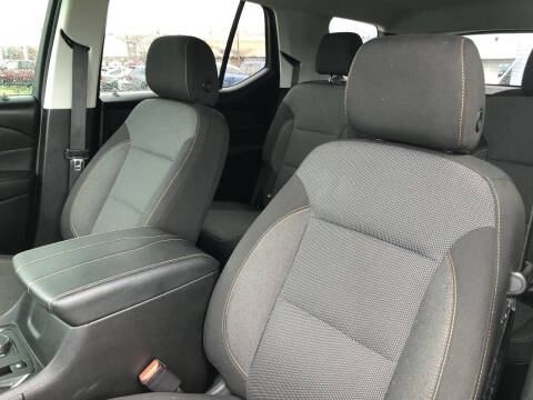 2020 Chevrolet Traverse LT Cloth