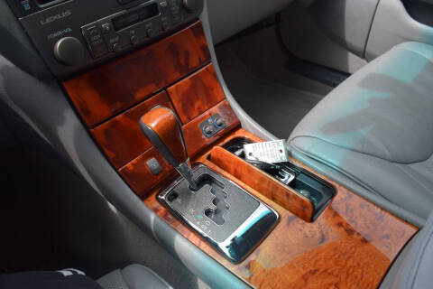 2005 Lexus LS 430