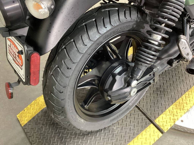 2021 Moto Guzzi V7 Stone Centenario E5