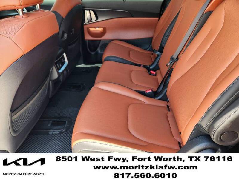 2026 Kia Carnival SX