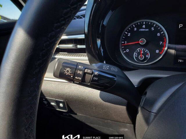 2023 Kia K5