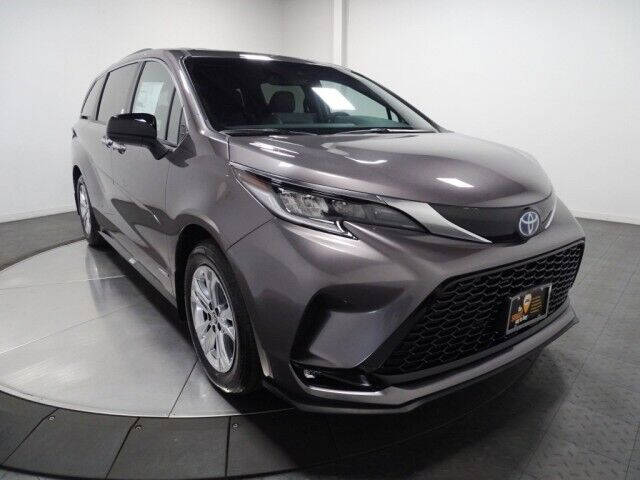2021 Toyota Sienna XSE 7-Passenger