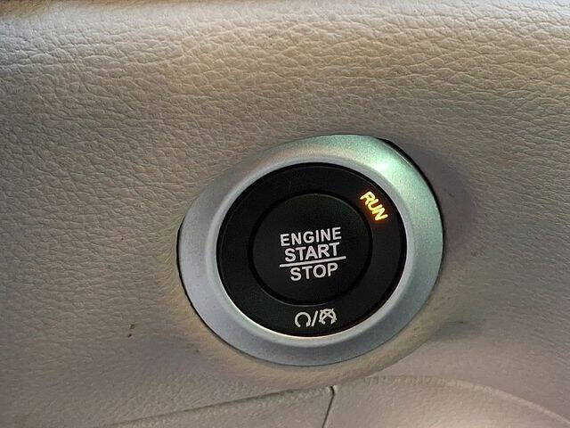 2024 Chrysler Pacifica Plug-In Hybrid Select