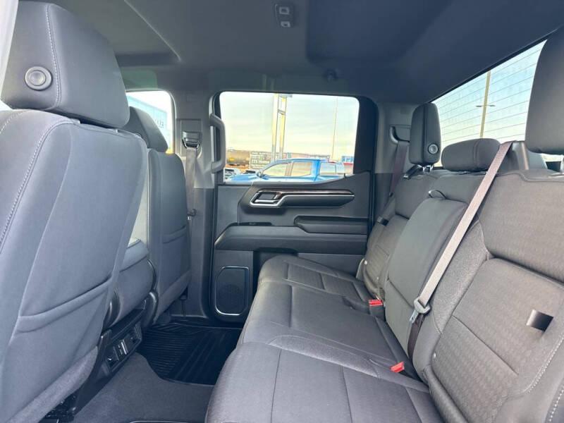 2024 GMC Sierra 1500 Elevation Standard