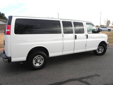 2017 Chevrolet Express LT 3500