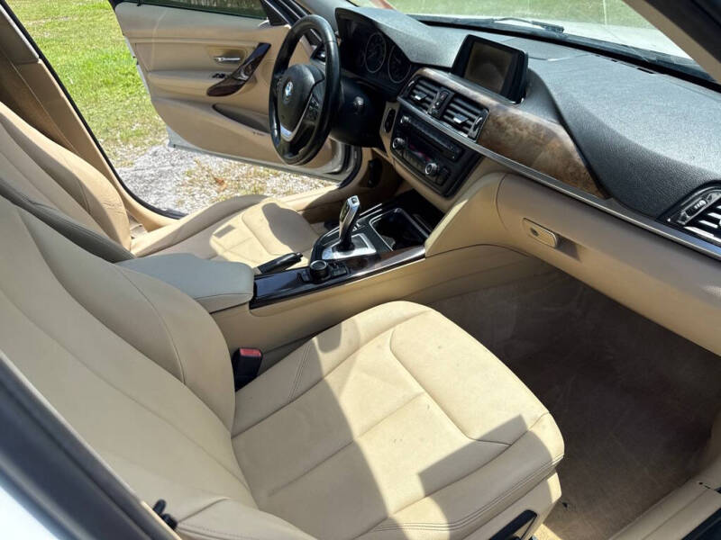 2015 BMW 3 Series 328i