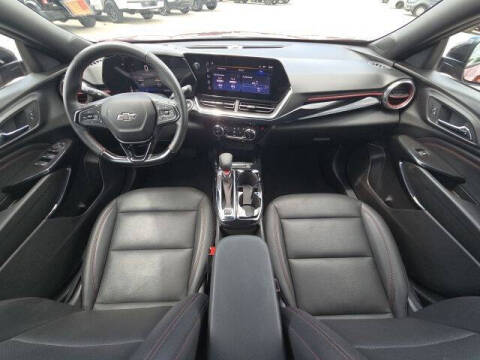 2025 Chevrolet Trax RS