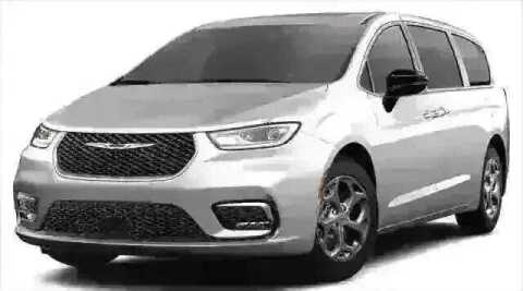 2024 Chrysler Pacifica for sale at North Olmsted Chrysler Jeep Dodge Ram in North Olmsted OH