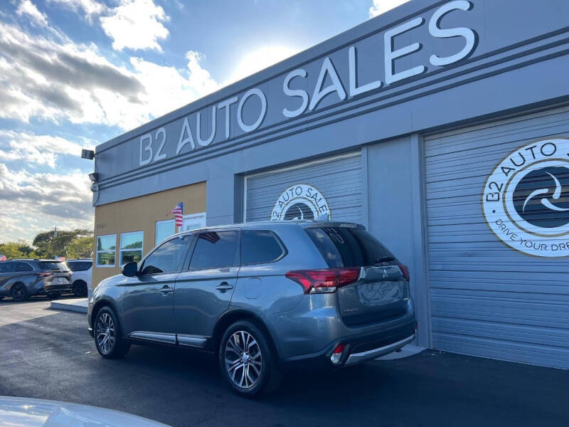 2018 Mitsubishi Outlander ES