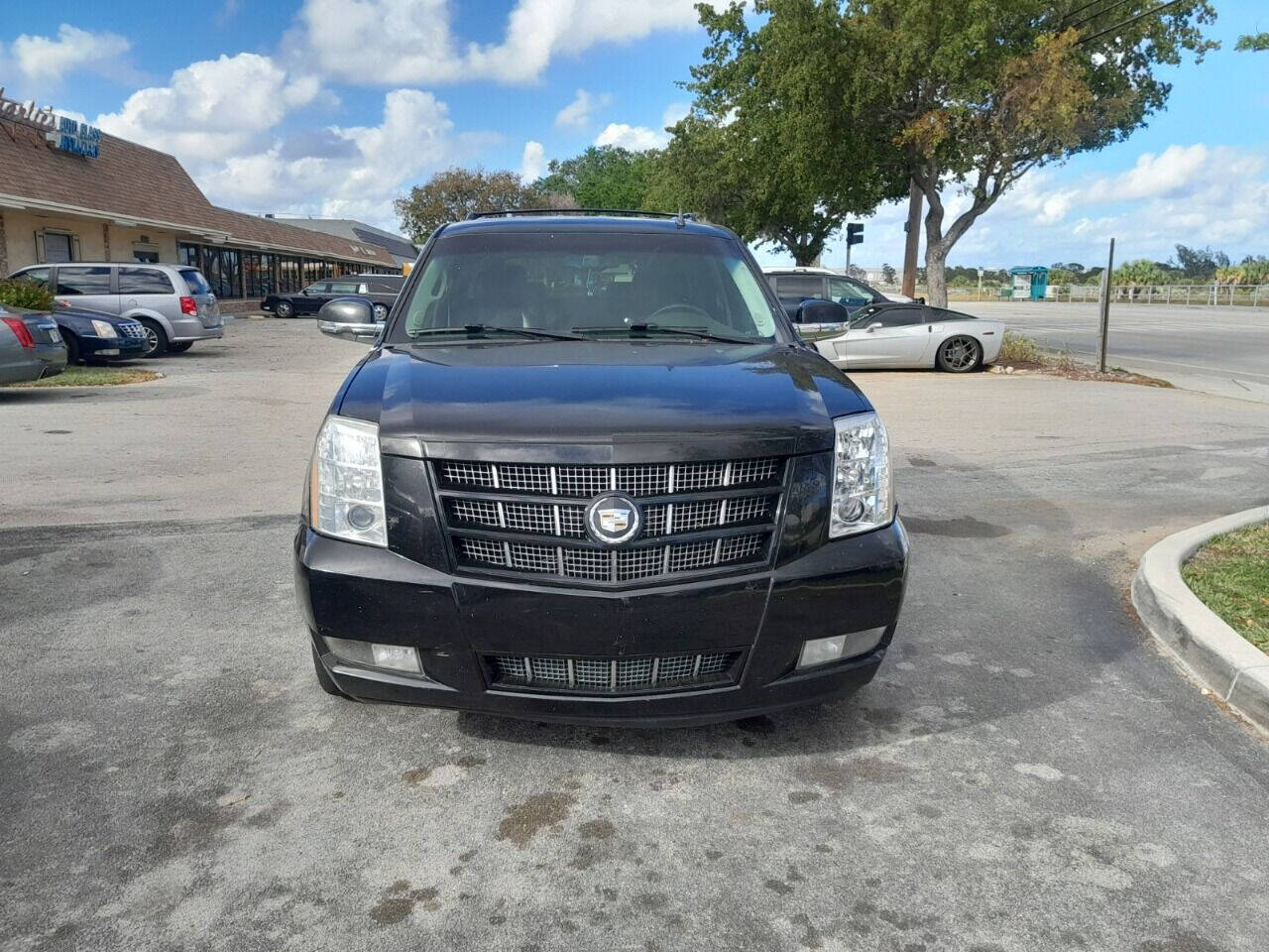 2012 CADILLAC Escalade SUV / Crossover - $10,950