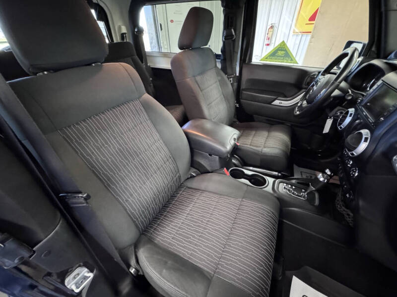 2012 Jeep Wrangler Sahara