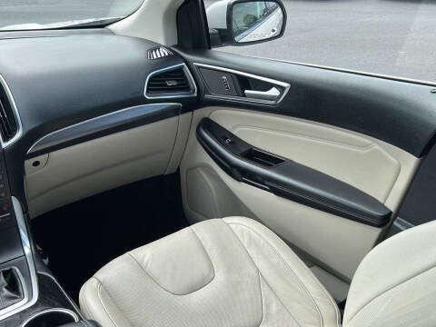 2016 Ford Edge Titanium
