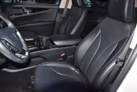 2022 Lincoln Nautilus Reserve