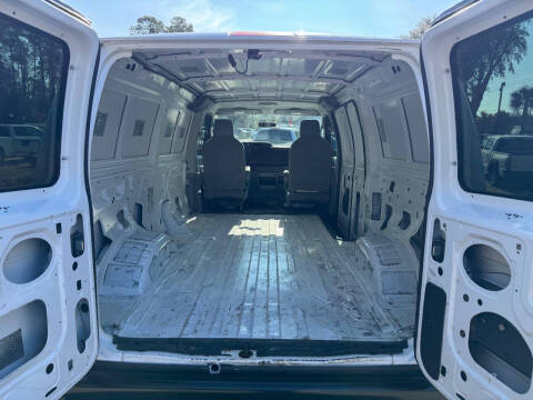 2011 Ford E-Series E-150